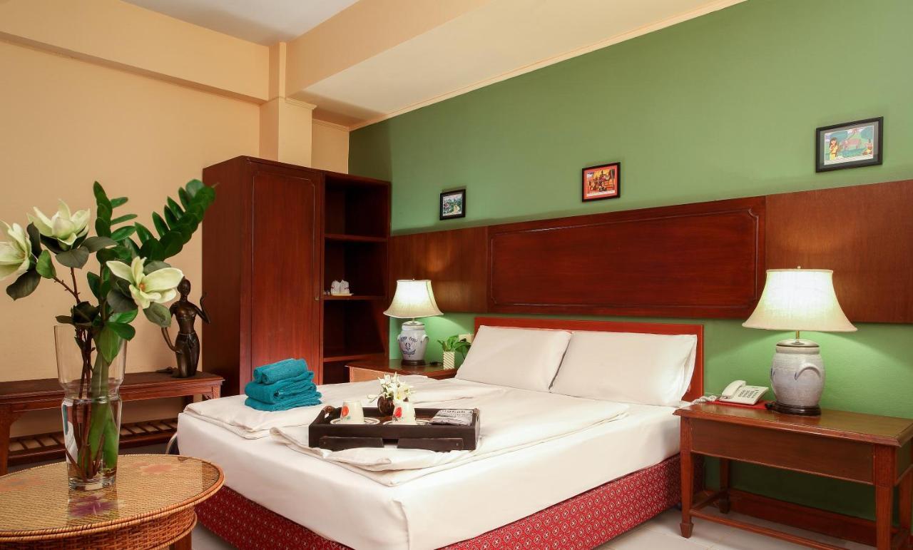 People Place Classic Hotel Sha Extra Plus Chiang Mai Exterior foto
